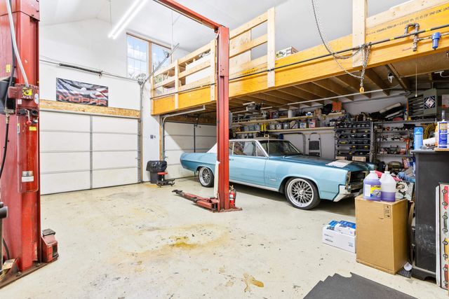 2 Hall Avenue, Salem, NH 03079