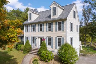 2 Hall Avenue, Salem, NH 03079