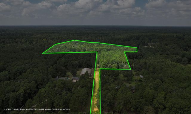 000 Whispering Meadow, Magnolia, TX 77355