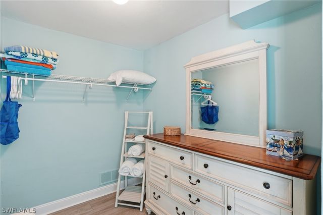 468 Capri CT, Marco Island, FL 34145