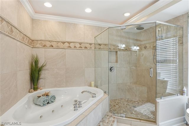 468 Capri CT, Marco Island, FL 34145