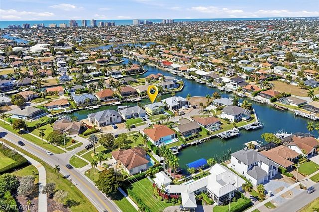 468 Capri CT, Marco Island, FL 34145