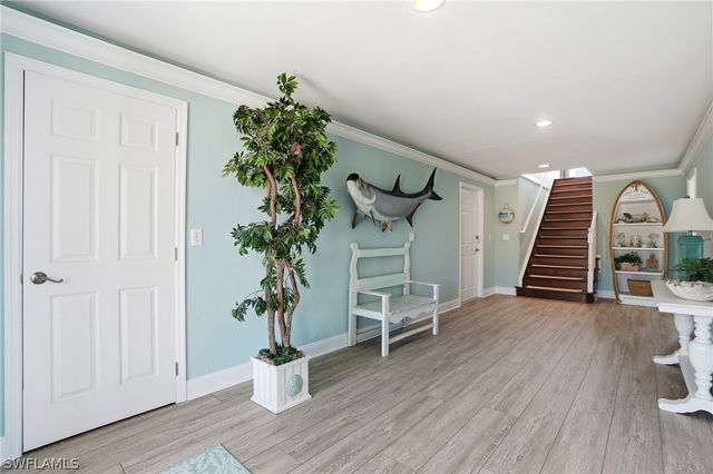 468 Capri CT, Marco Island, FL 34145