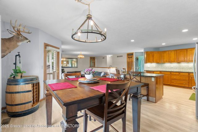 5450 N Hartel Road, Potterville, MI 48876