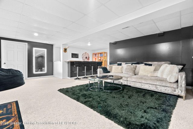 5450 N Hartel Road, Potterville, MI 48876