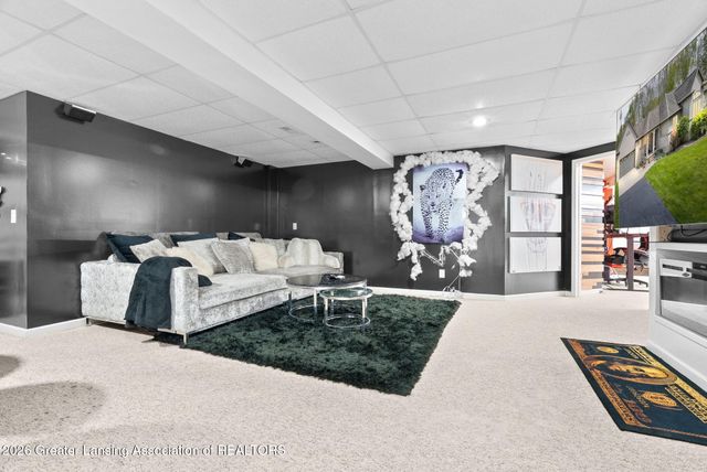 5450 N Hartel Road, Potterville, MI 48876
