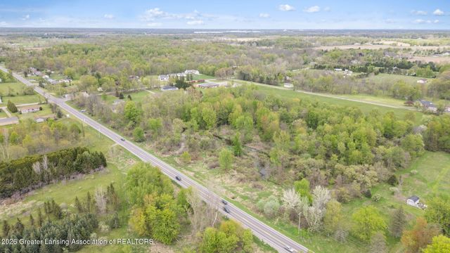 5450 N Hartel Road, Potterville, MI 48876