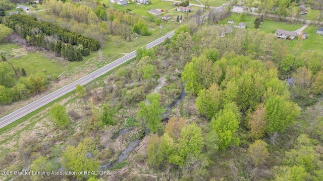 5450 N Hartel Road, Potterville, MI 48876