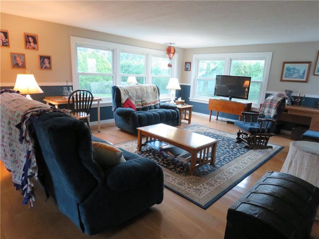 342 Curtis Rd, Parma, NY 14468