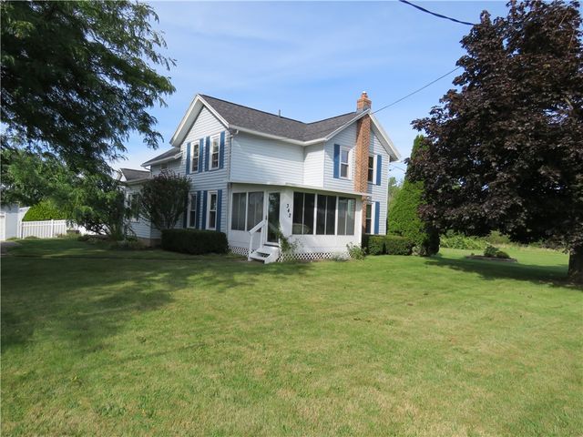 342 Curtis Rd, Parma, NY 14468
