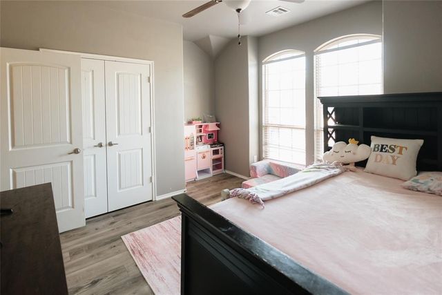 11125 SW 41st Place, Mustang, OK 73064