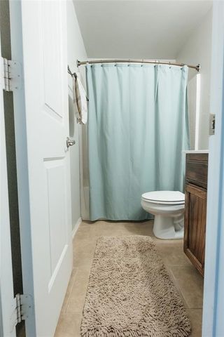 11125 SW 41st Place, Mustang, OK 73064