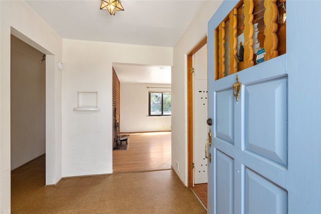 615 Barcelona Road, Santa Fe, NM 87505