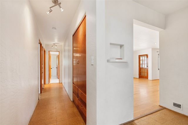 615 Barcelona Road, Santa Fe, NM 87505