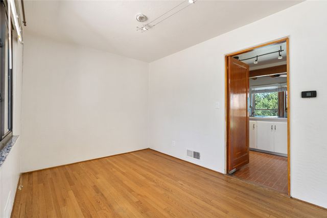615 Barcelona Road, Santa Fe, NM 87505
