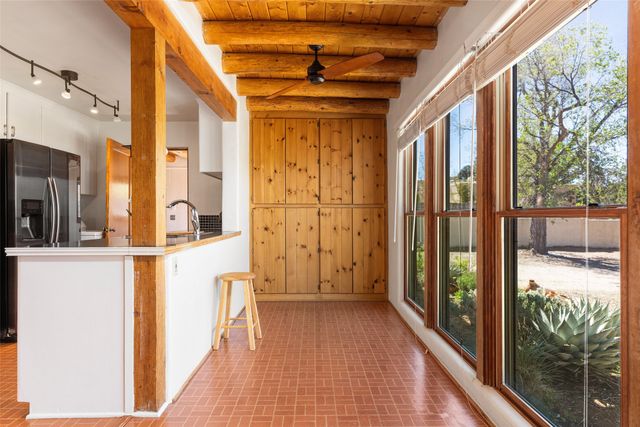 615 Barcelona Road, Santa Fe, NM 87505