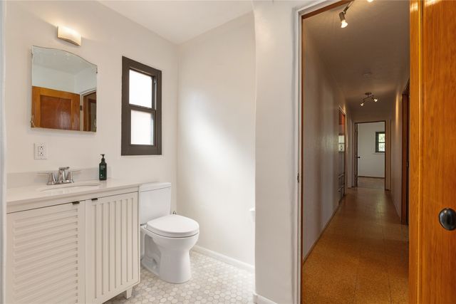 615 Barcelona Road, Santa Fe, NM 87505