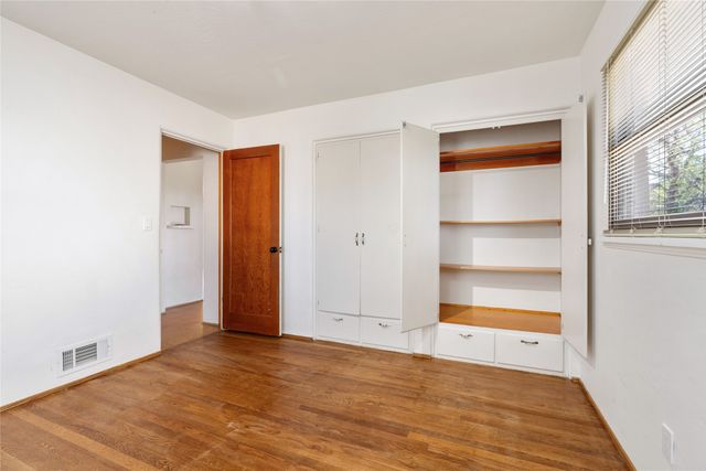 615 Barcelona Road, Santa Fe, NM 87505