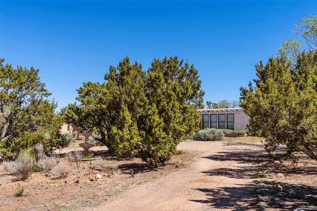 615 Barcelona Road, Santa Fe, NM 87505