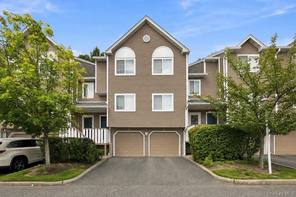60 Eagle Ridge Way, Nanuet, NY 10954 — exterior