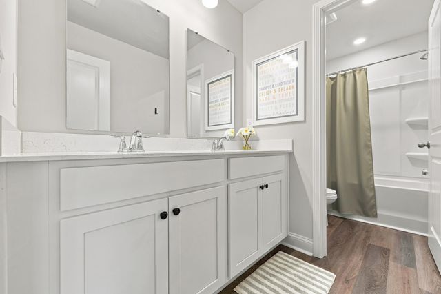 867 Ireland Dr., Longs, SC 29568