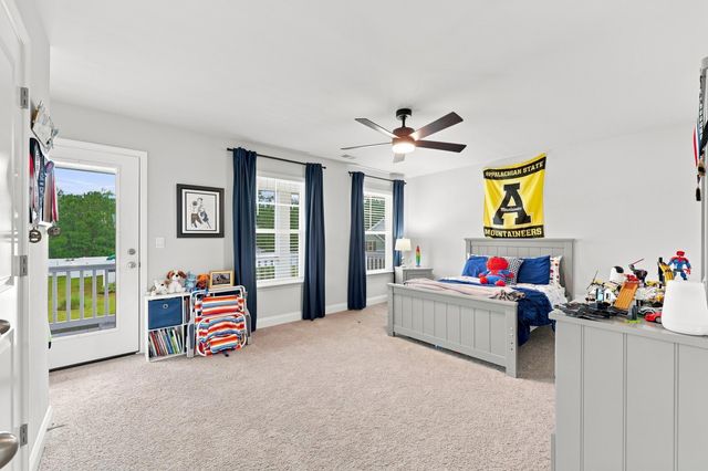 867 Ireland Dr., Longs, SC 29568