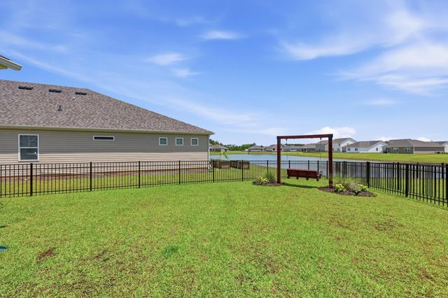 867 Ireland Dr., Longs, SC 29568