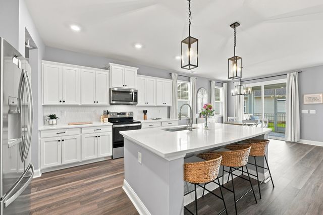 867 Ireland Dr., Longs, SC 29568
