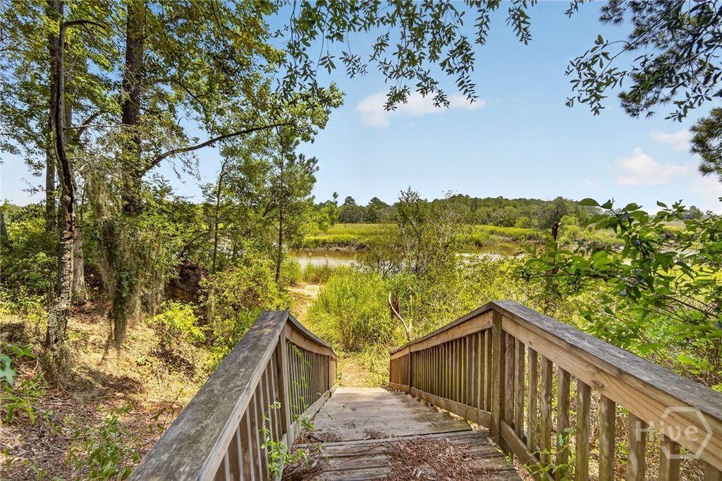 Image 44 of property listing at 207 Mosswood Drive, Savannah, GA 31405