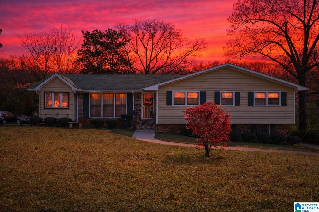 825 NORTHCREST DRIVE, Birmingham, AL 35235