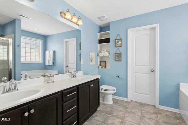 800 Crosstie Street, Knightdale, NC 27545