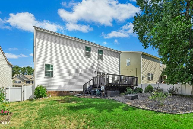 800 Crosstie Street, Knightdale, NC 27545