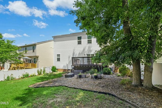 800 Crosstie Street, Knightdale, NC 27545
