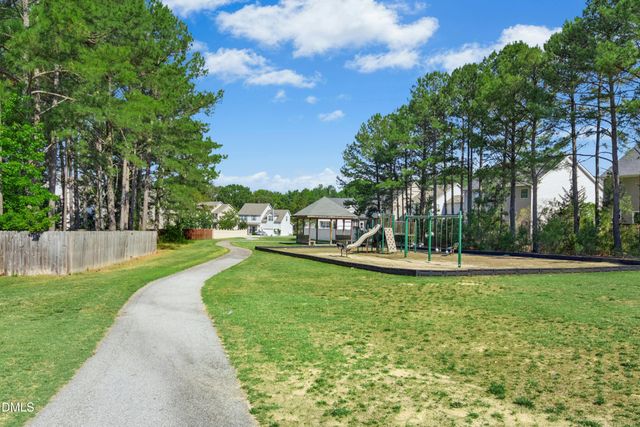 800 Crosstie Street, Knightdale, NC 27545