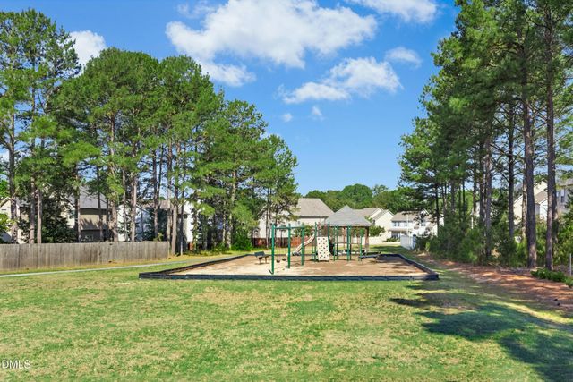 800 Crosstie Street, Knightdale, NC 27545