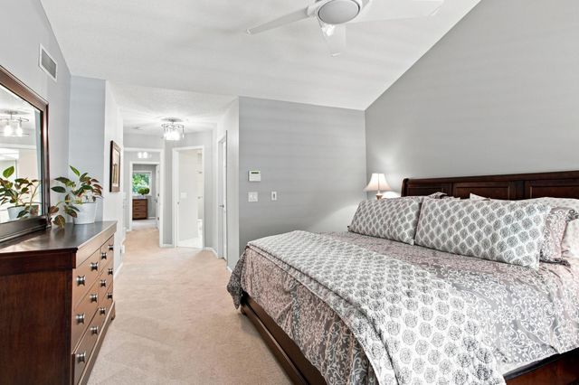 6287 Sequoia Circle, Eden Prairie, MN 55346