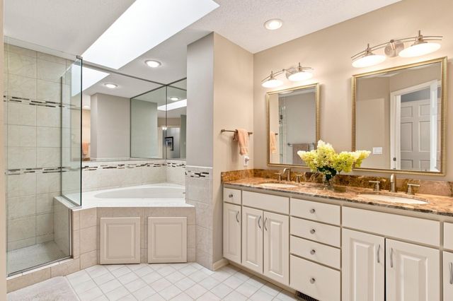 6287 Sequoia Circle, Eden Prairie, MN 55346