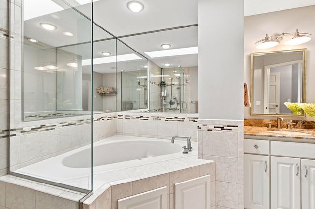 6287 Sequoia Circle, Eden Prairie, MN 55346
