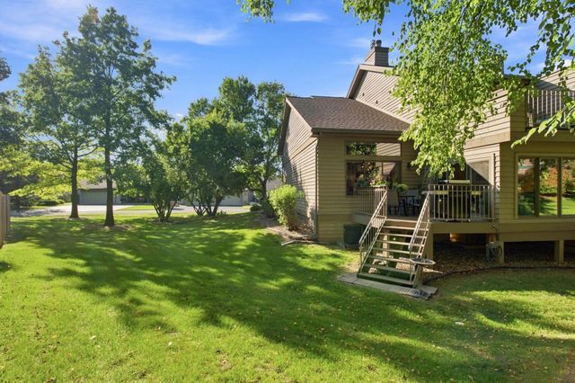 6287 Sequoia Circle, Eden Prairie, MN 55346