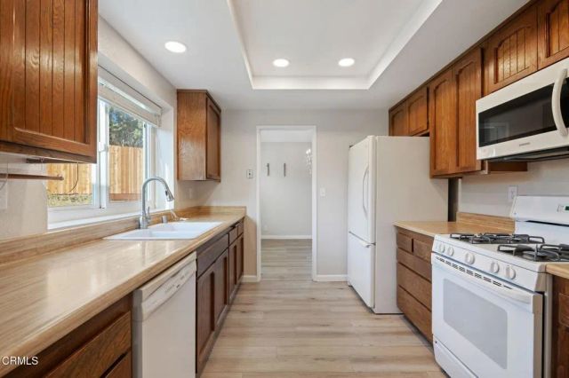 2302 Panda Place, Ventura, CA 93003