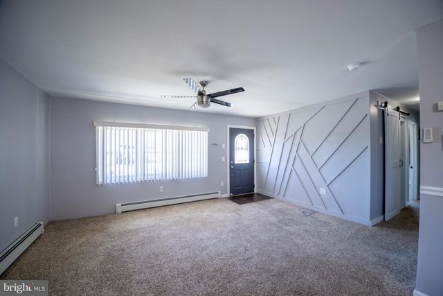 3301 GLENROSE AVE, Bristol, PA 19007