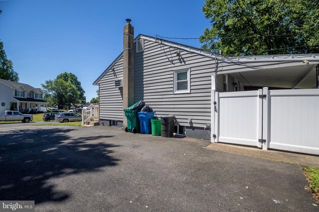 3301 GLENROSE AVE, Bristol, PA 19007