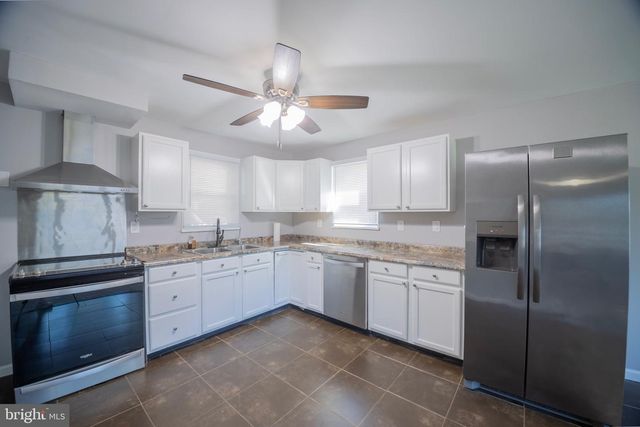 3301 GLENROSE AVE, Bristol, PA 19007