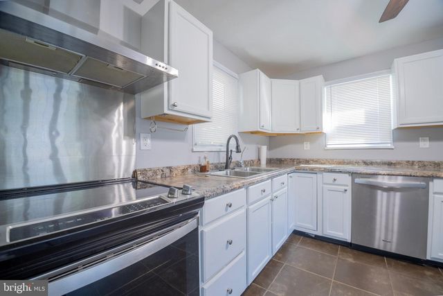 3301 GLENROSE AVE, Bristol, PA 19007