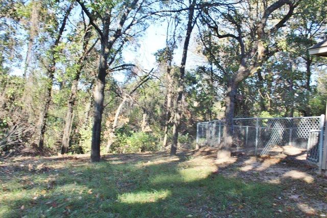 102 Lindas Creek Lane, Weatherford, TX 76088