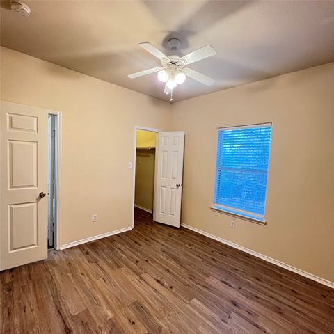 102 Lindas Creek Lane, Weatherford, TX 76088