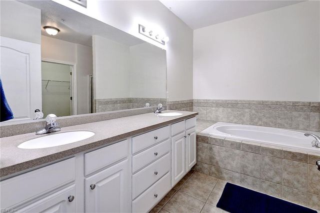 713 Windy Way Unit 110, Newport News, VA 23602