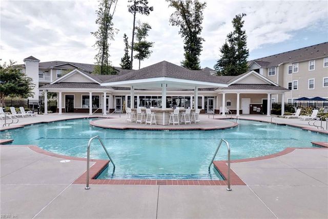 713 Windy Way Unit 110, Newport News, VA 23602