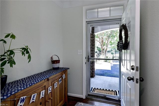 713 Windy Way Unit 110, Newport News, VA 23602