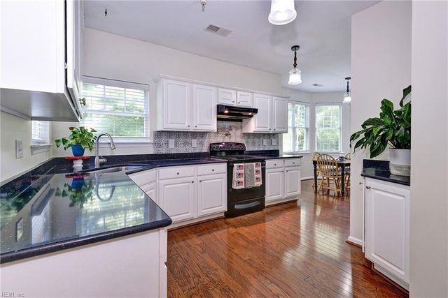 713 Windy Way Unit 110, Newport News, VA 23602